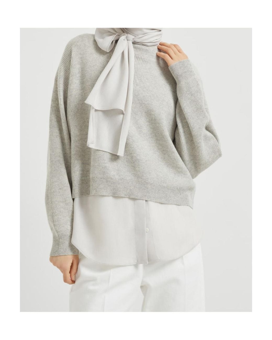 Brunello Cucinelli Gray Monile Detailed Knit Sweater