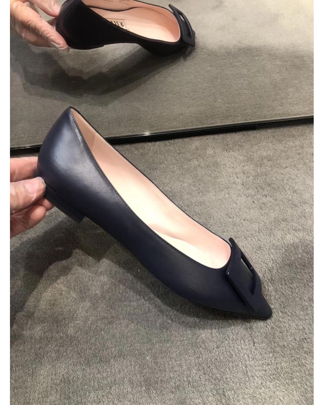 Roger Vivier Black Gommettine Pointed-Toe Flat Shoes
