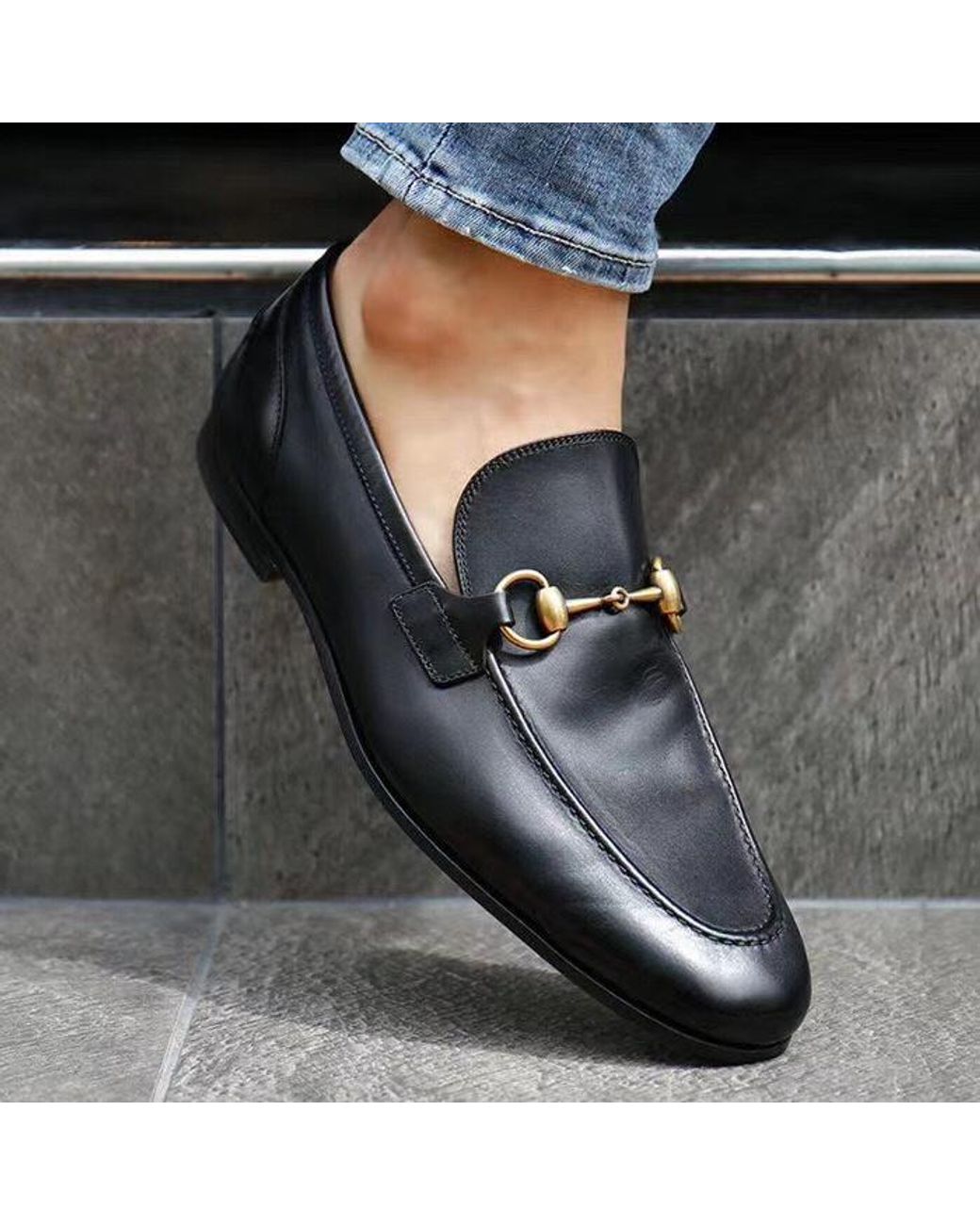 Gucci Black Jordaan Horsebit Loafers for men