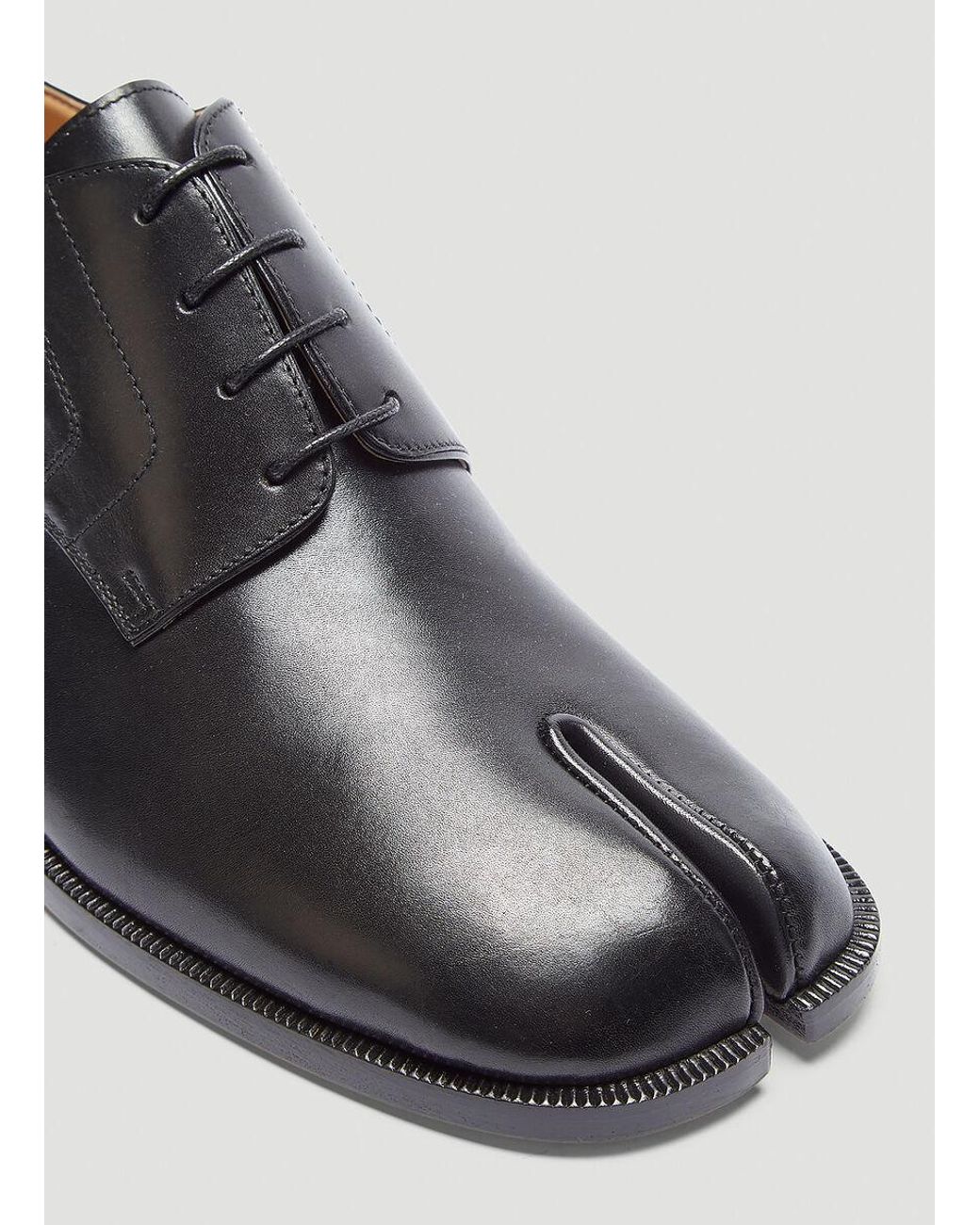 Maison Margiela Black Tabi Lace-Up Shoes for men