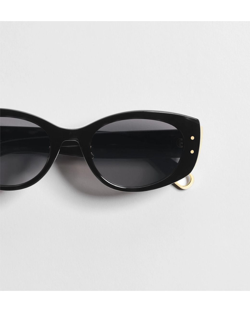 Dior White New B1U