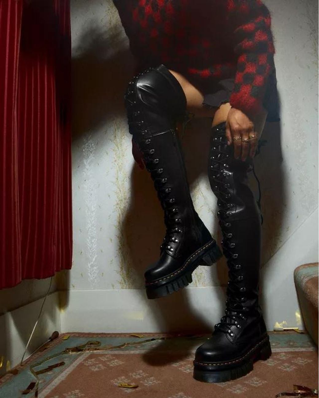 Dr. Martens Black Audrick 22I Xtrm Knee Boots for men