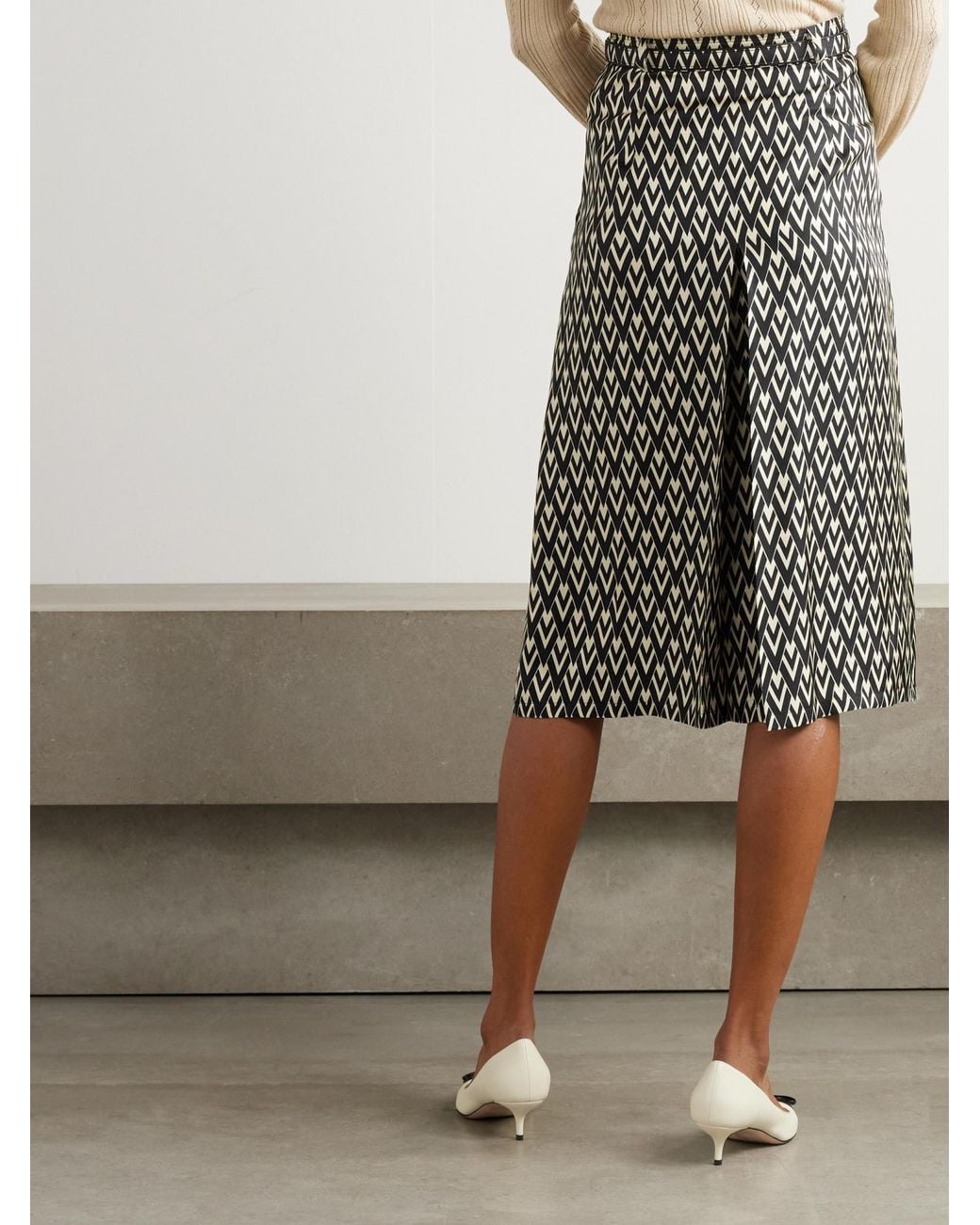 Valentino Black Toute La V Pleated Midi Skirt