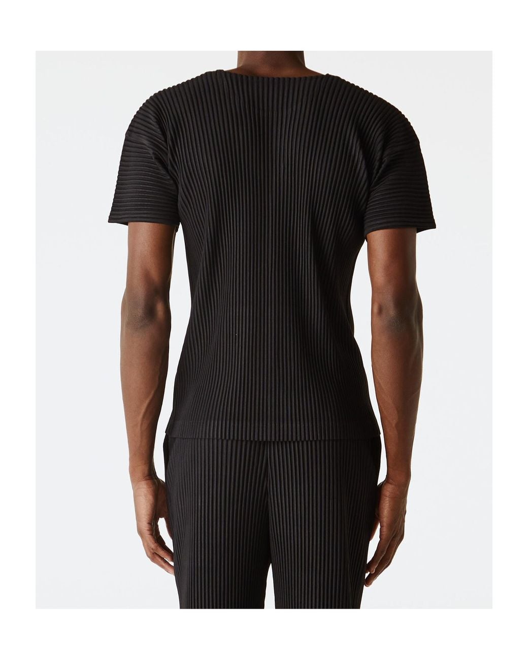 Homme Plissé Issey Miyake Black Homme Plissé Issey Miyake Pleated T-Shirt for men