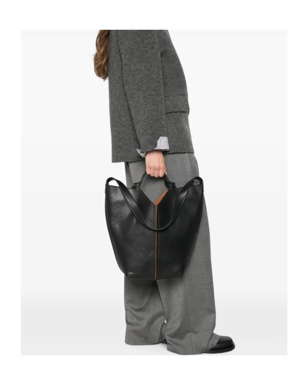 Hereu Black Riba Leather Bucket Bag
