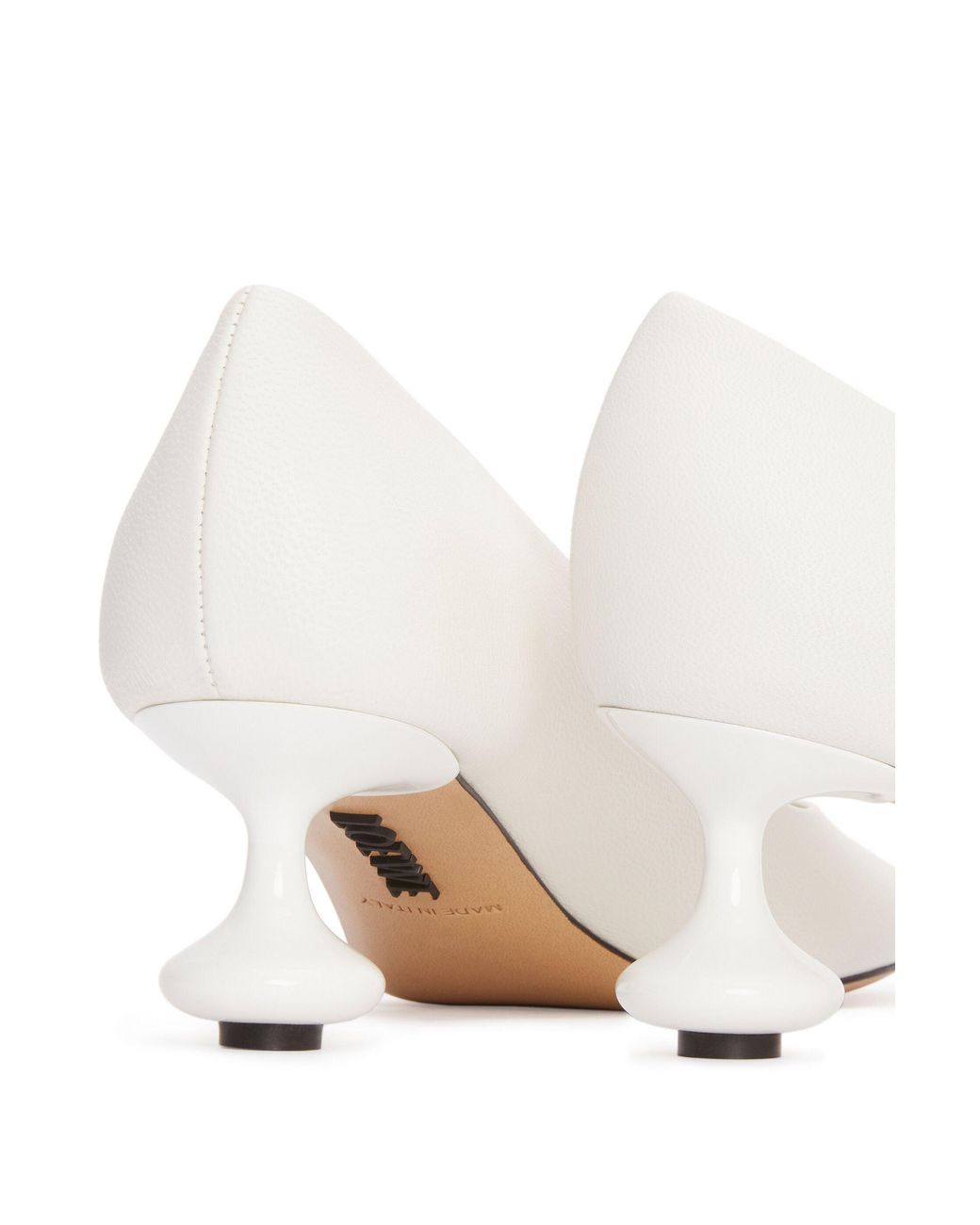 Loewe White Toy Pump