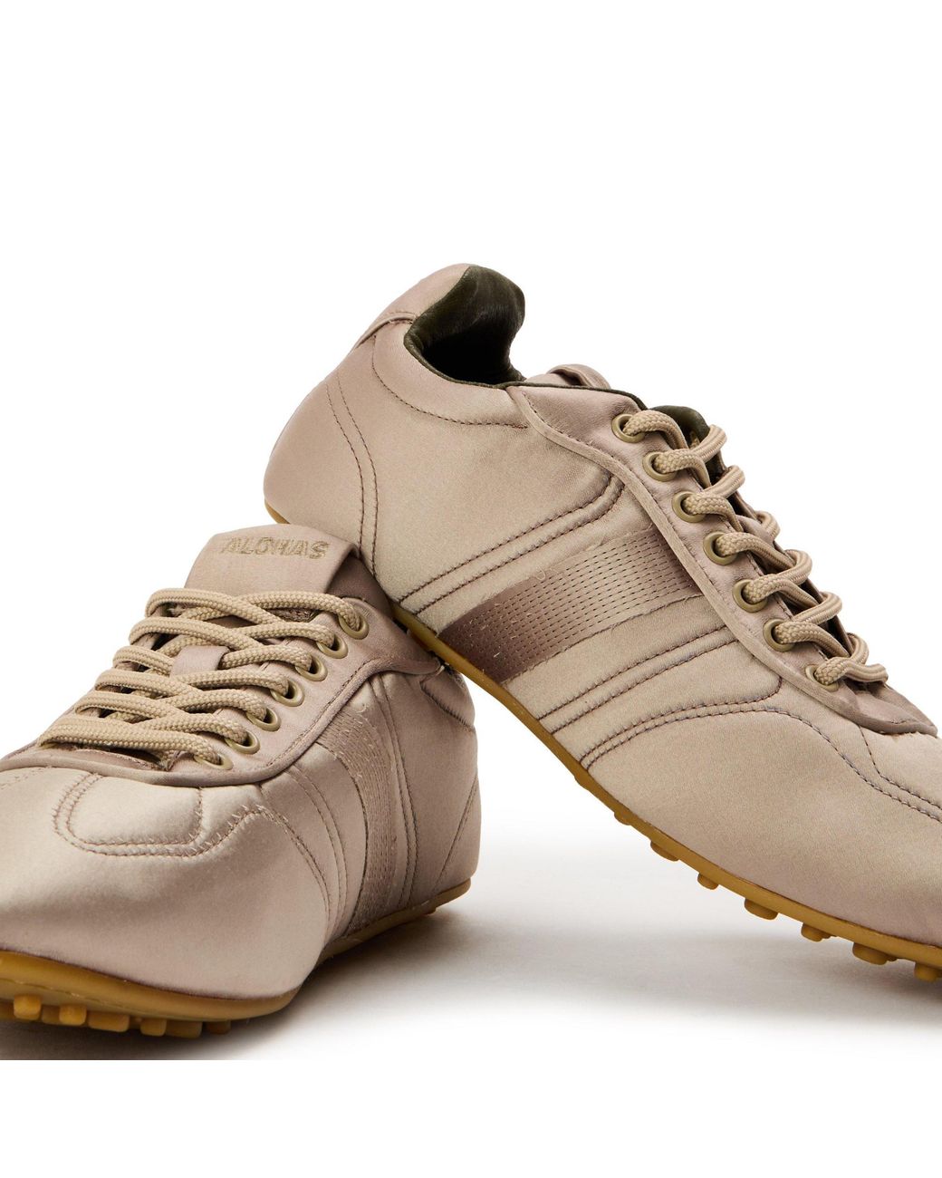 Alohas Natural Low-Top Casual Sneakers