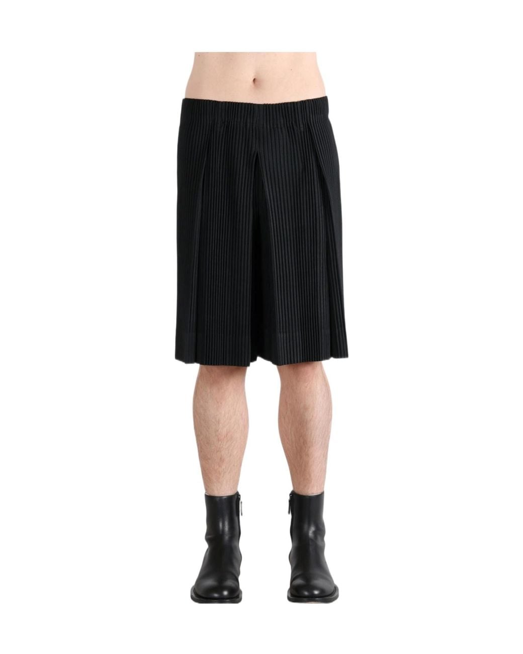 Homme Plissé Issey Miyake Black Homme Plissé Issey Miyake Pleated Shorts for men