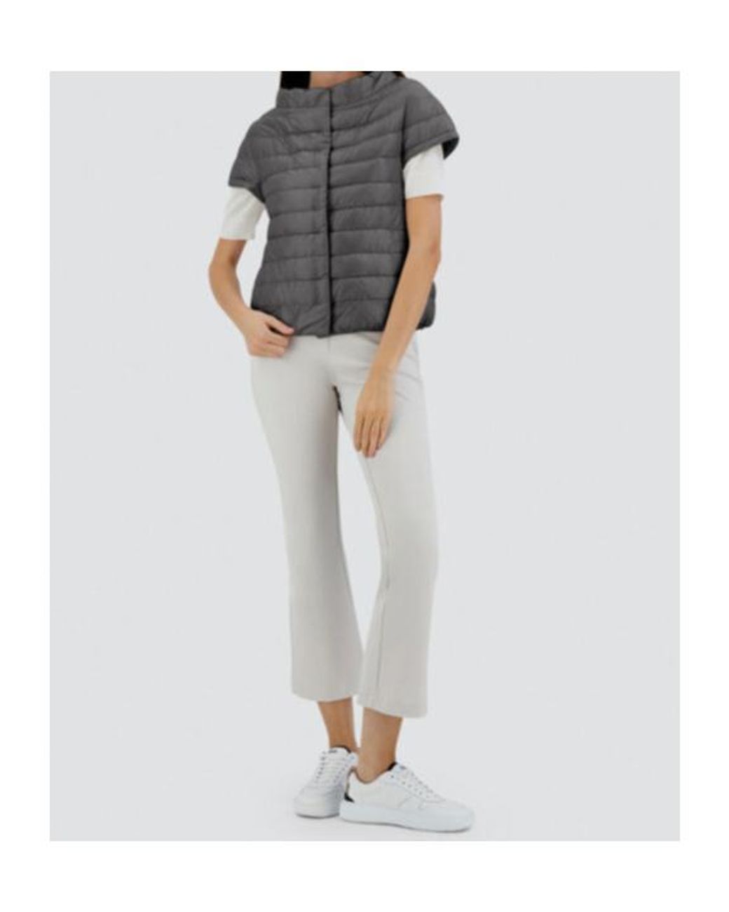 Herno Gray Quilted Short-Sleeved Down Jacket