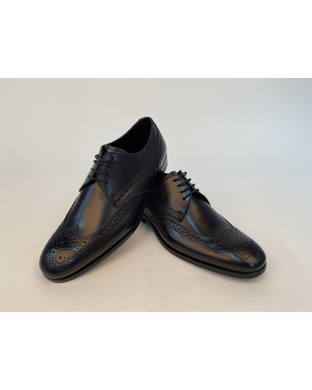 Giorgio Armani Black Logo Leisure Business Shoes for men