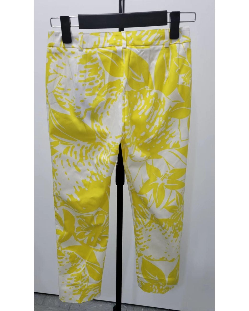 Max Mara Yellow Belt-Loop Casual Pants