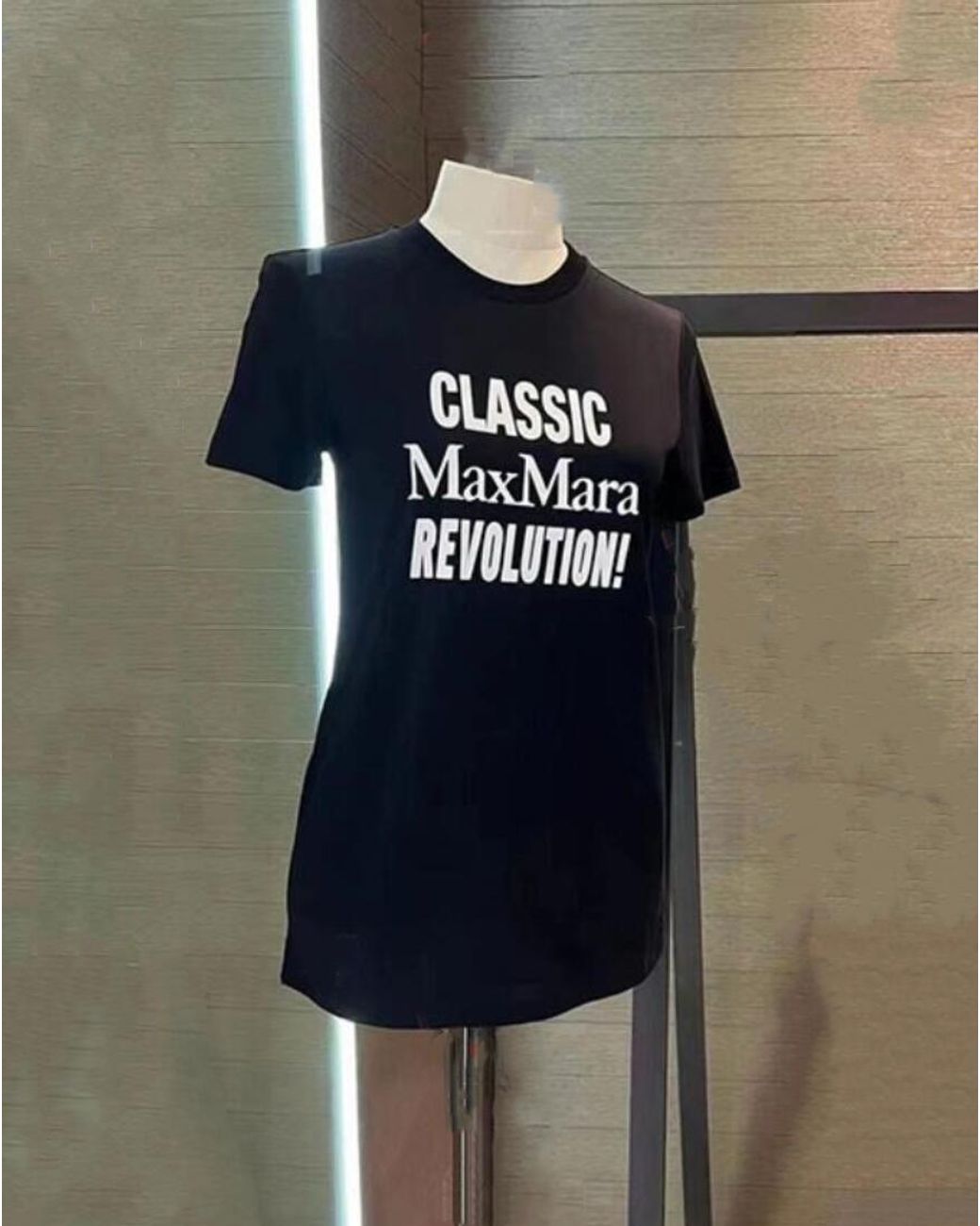Max Mara Black Slogan-Print T-Shirt