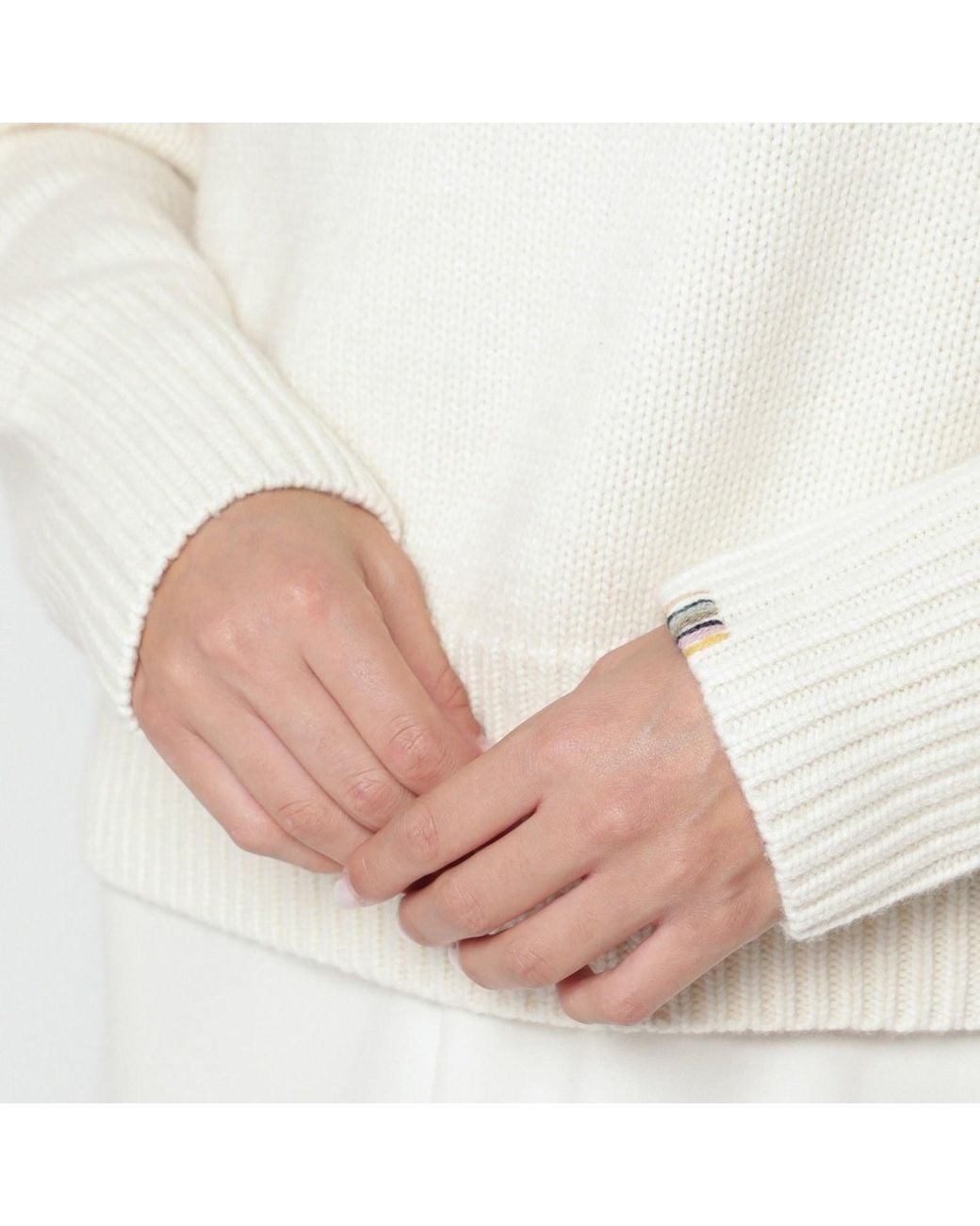 Extreme Cashmere White Long-Sleeved Cropped Sweater