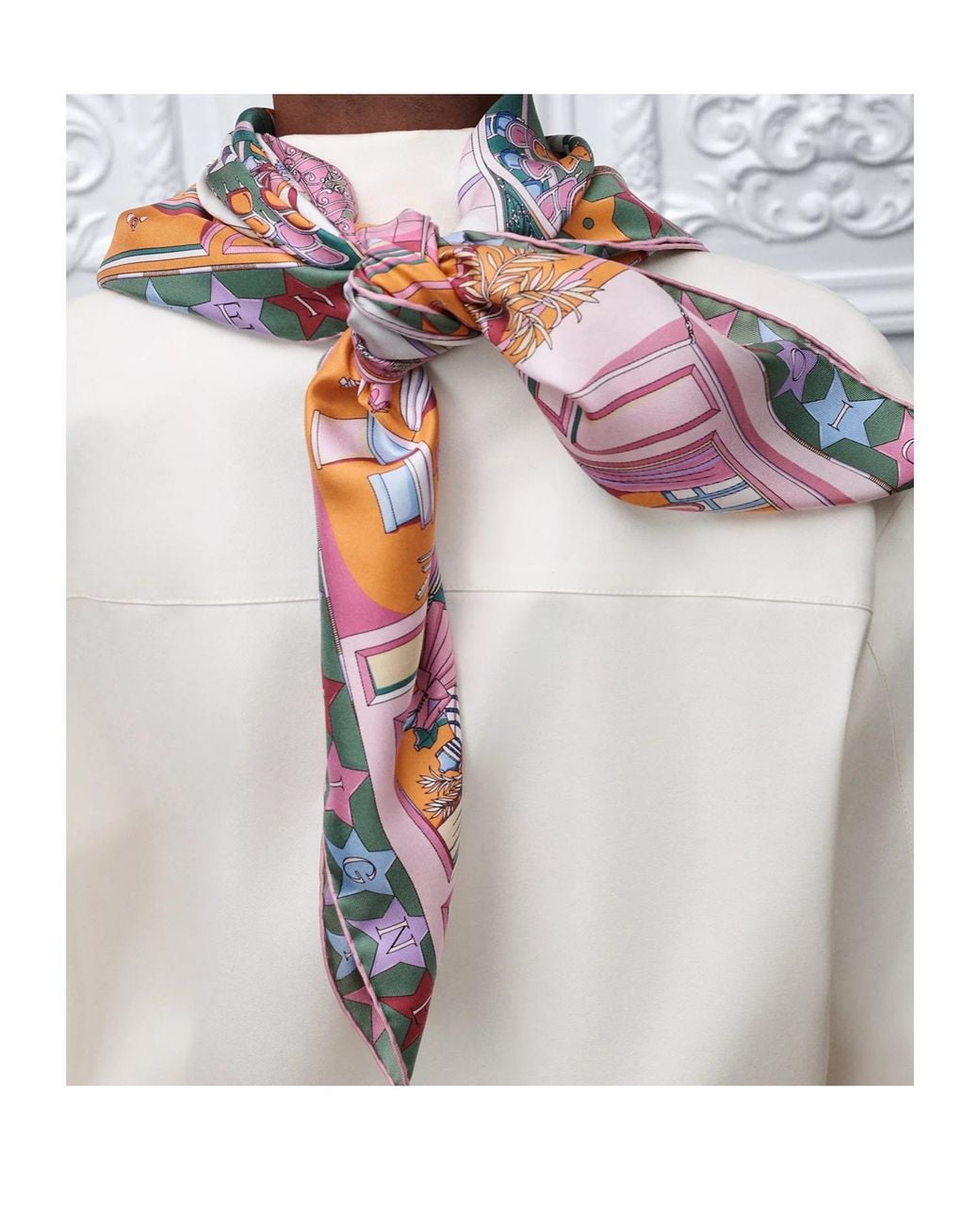 Dior White Inside Avenue90 Square Scarf