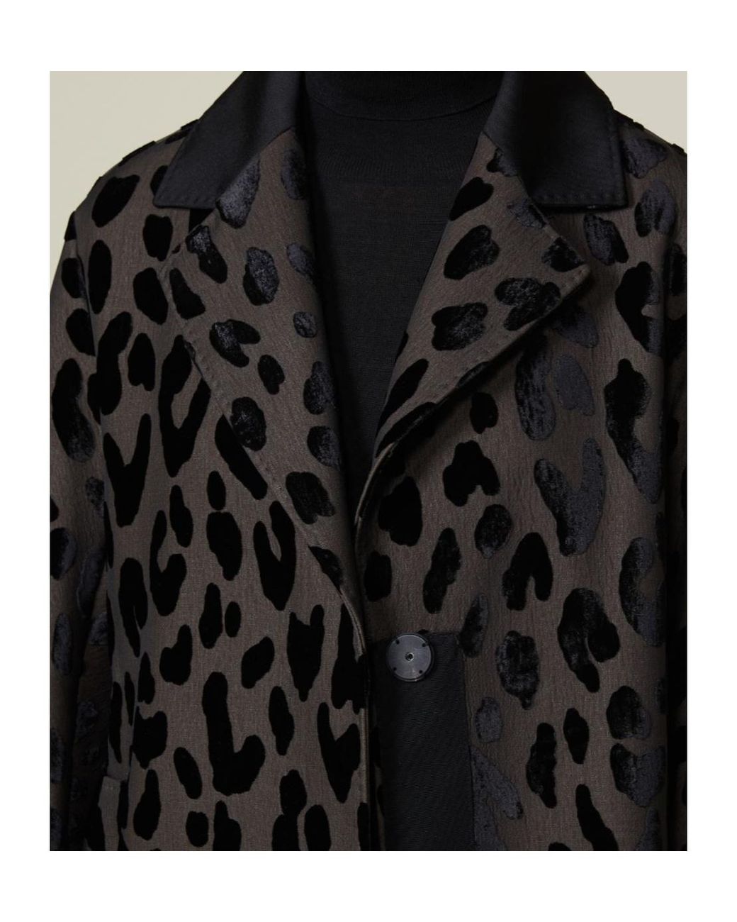 Max Mara Black Atelier Single-Breasted Spotted Velvet Coat