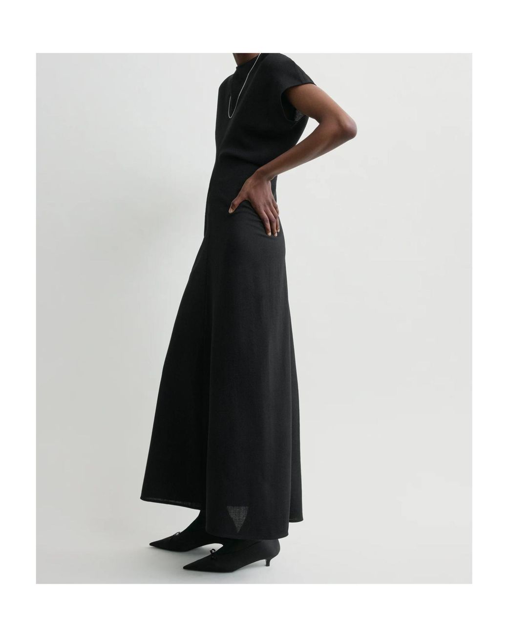 Totême  Black Short-sleeve Midi Dress