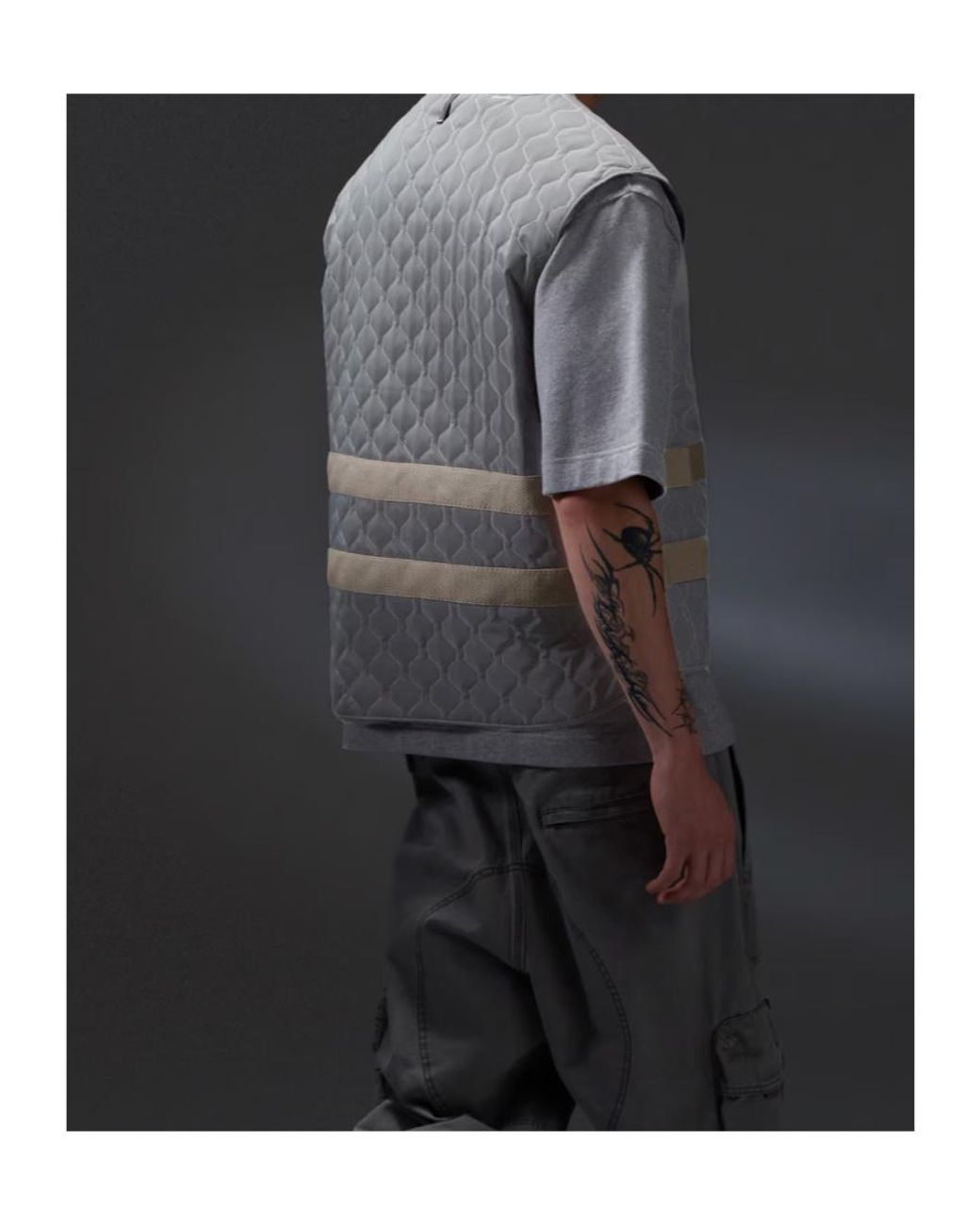 Oakley Gray Reserve Strato Quilted Vest for men