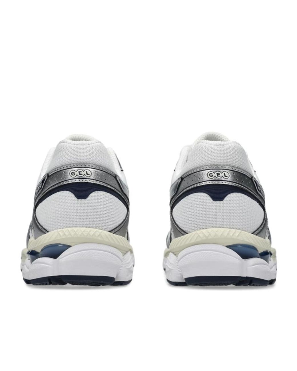 Asics Gray Gel Cumulus 16 Sneakers for men