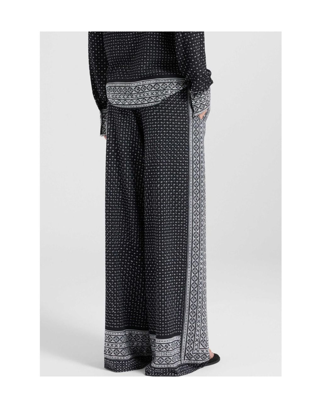 Ermanno Scervino Black Bandana Straight Leg Trousers