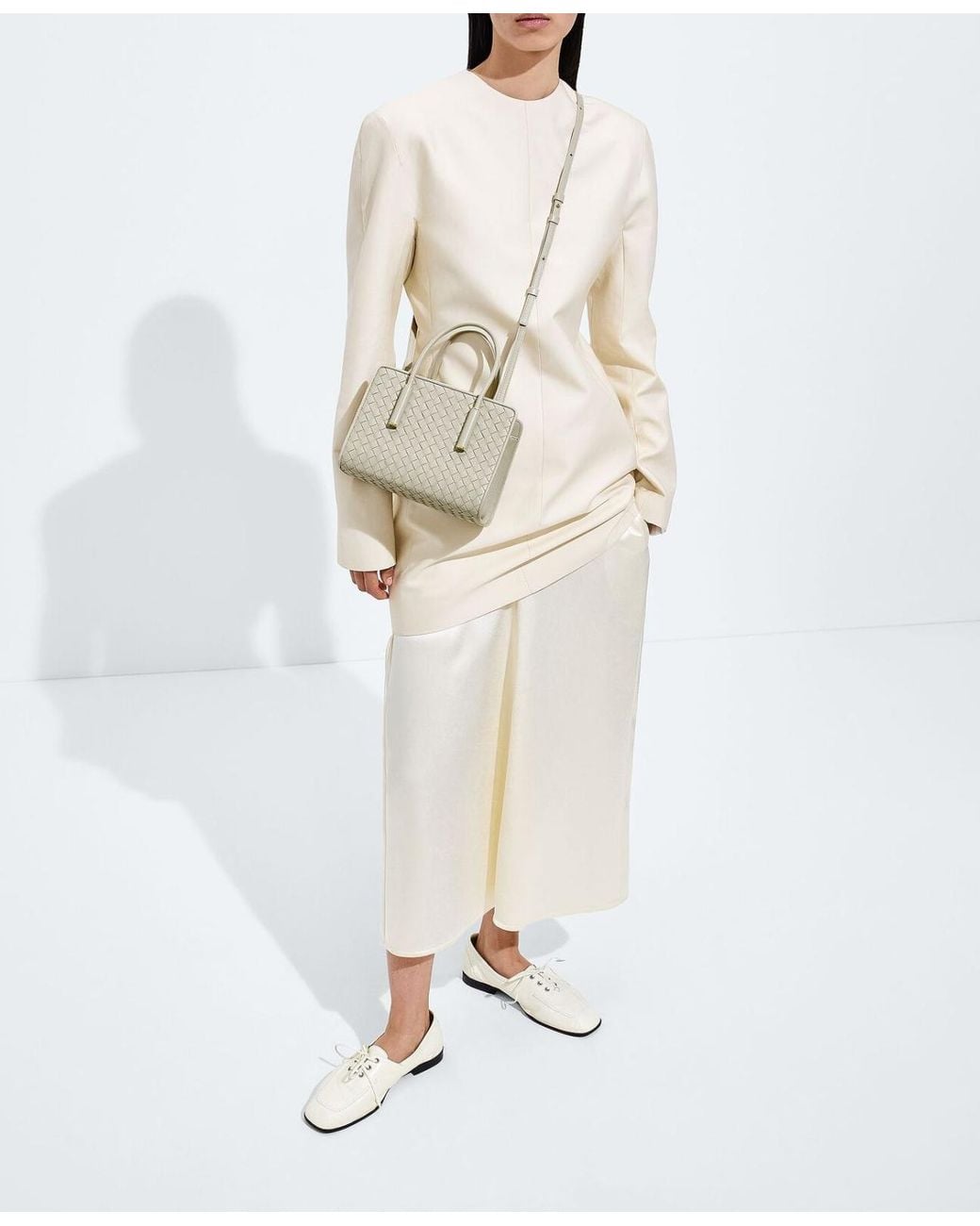 Bottega Veneta Natural Baby Barbara Tote