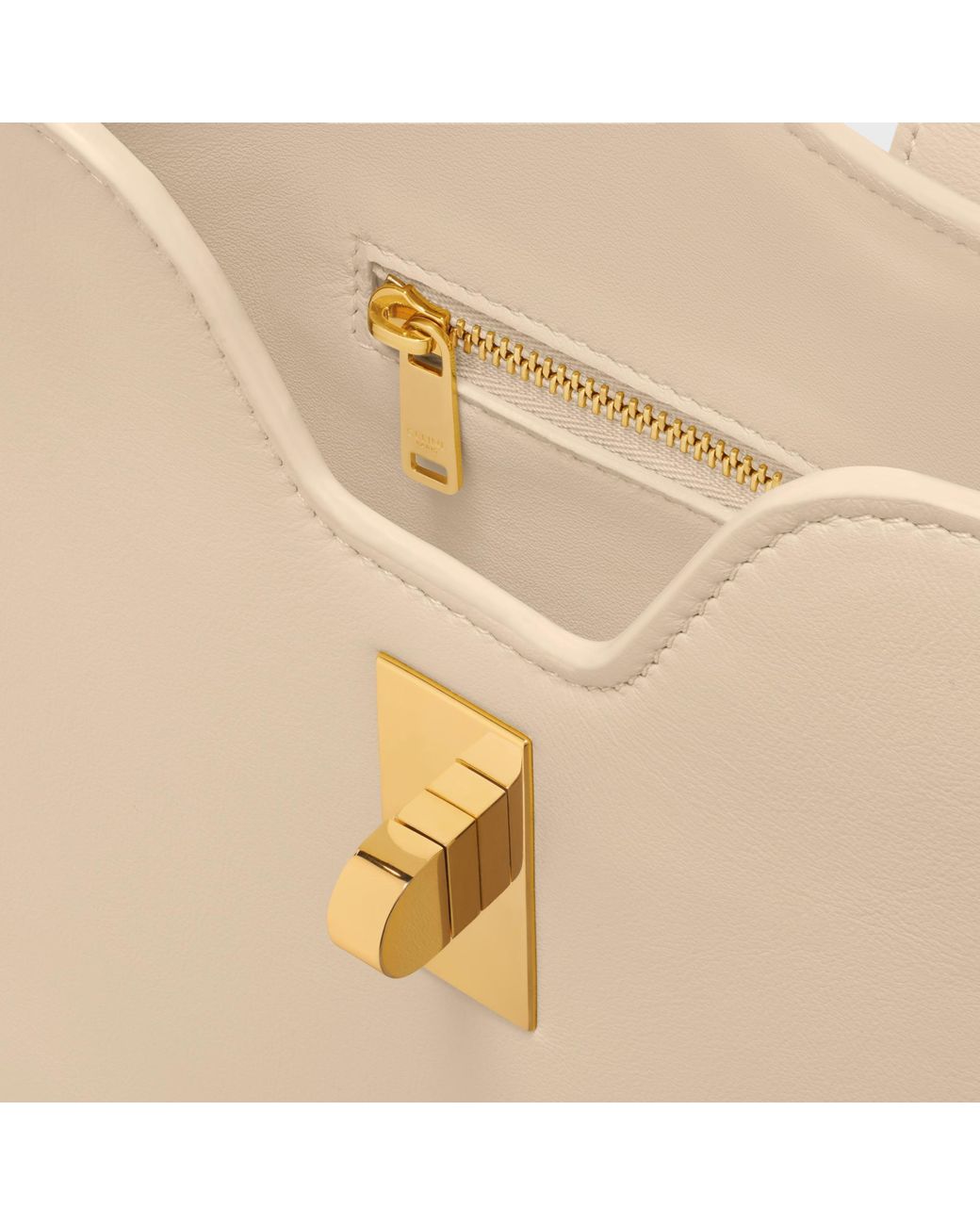 Céline Natural Small Camille 16 Soft Bag