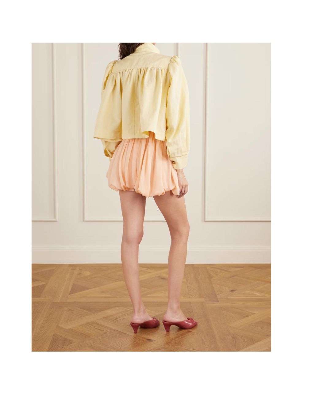 Chloé Pink Pleated Silk-Charmeuse Shorts