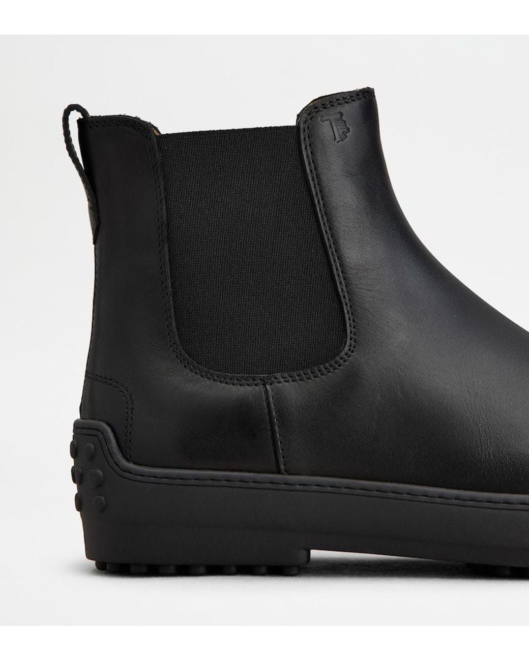 Tod's Black Winter Gommino Chelsea Boots for men