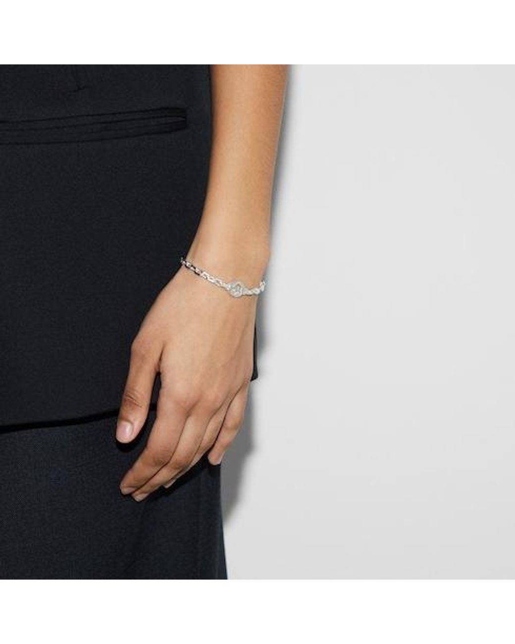 Gucci Metallic Interlocking Chain Bracelet for men