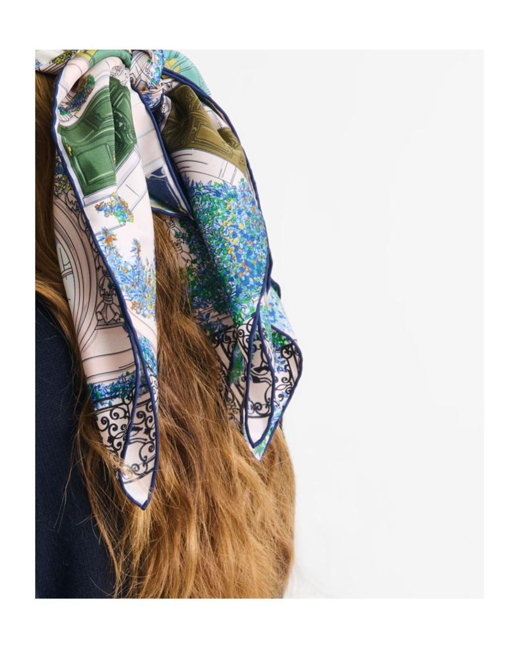 Longchamp Black Jardin Parisien Scarf