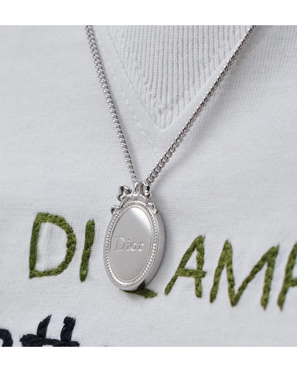 Dior Metallic Médaillon Pendant Necklace for men
