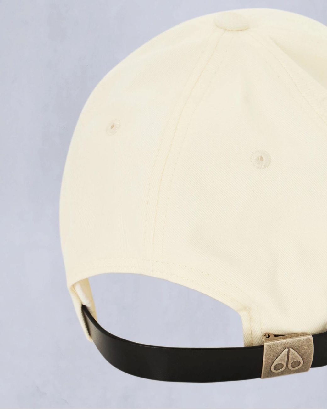 Moose Knuckles White Logo Hat for men