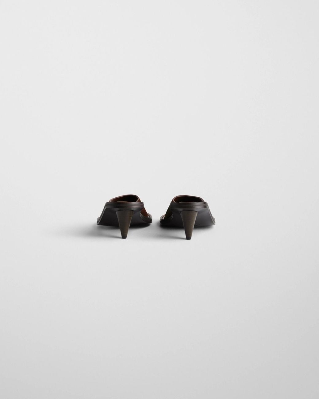 Phoebe Philo Brown Round-Toe Open-Toe High-Heeled Sandals
