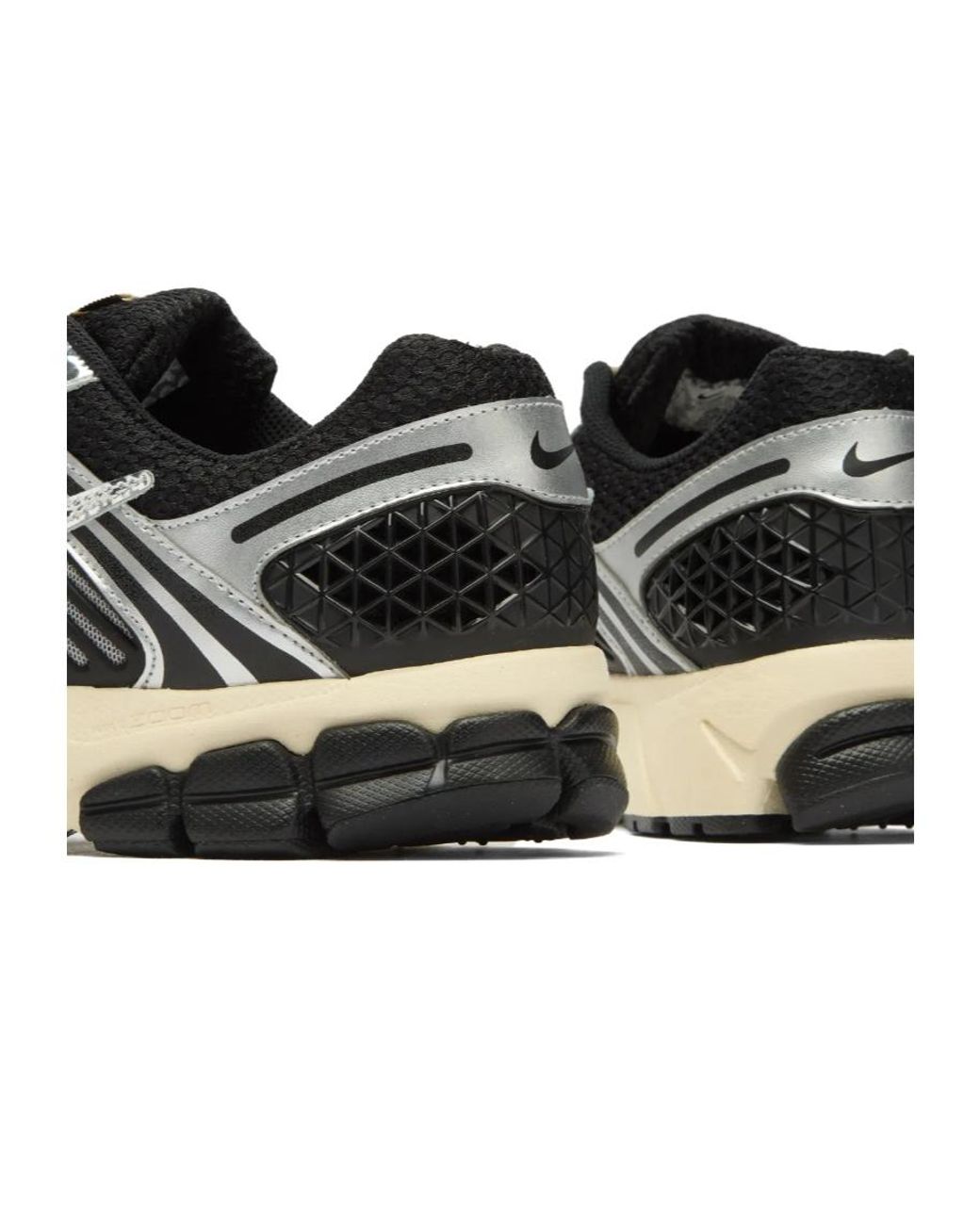 Nike Black Zoom Vomero 5 Running Shoes for men