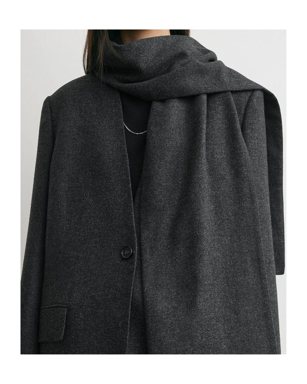 Totême Black Totême Single-Buttoned V-Neck Cape Blazer