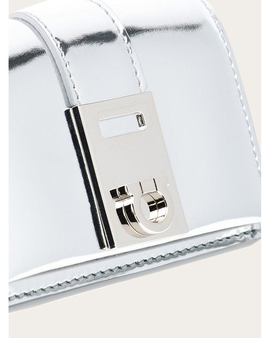 Ferragamo White Two-Color Hug Wallet