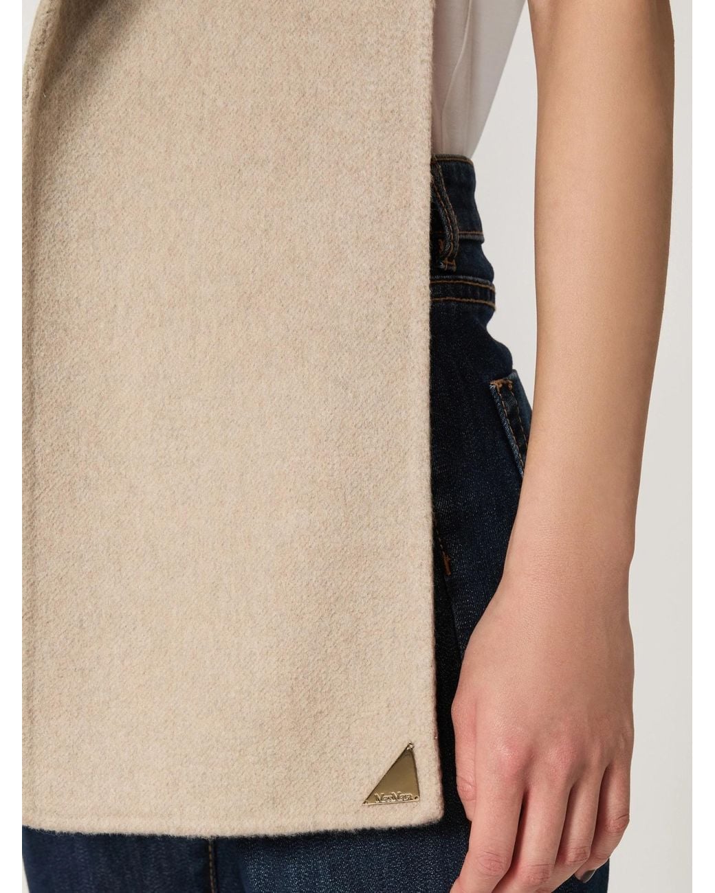 Max Mara Natural Cashmere Hooded Scarf