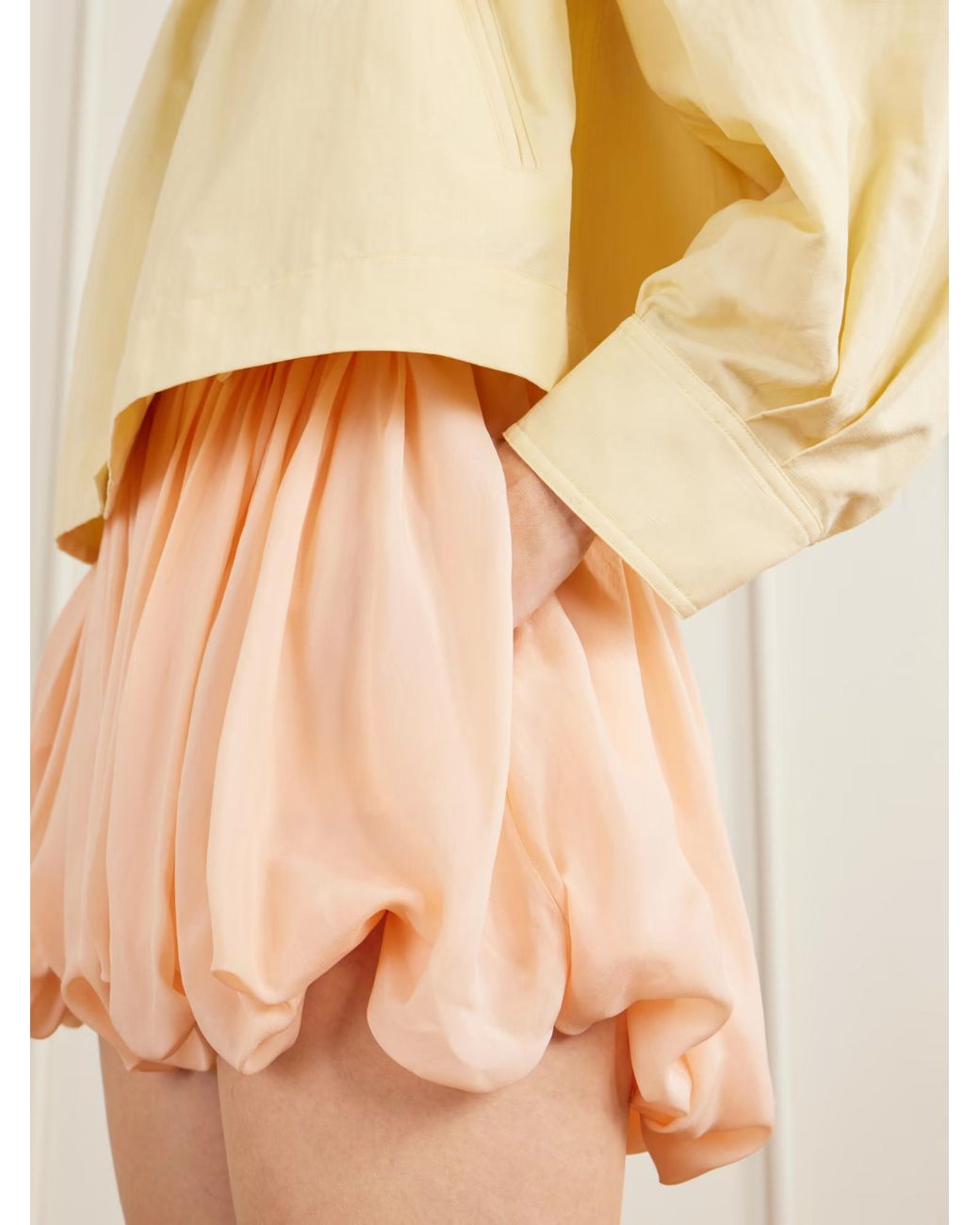Chloé Pink Pleated Silk-Charmeuse Shorts