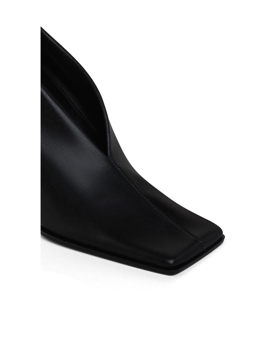 Alaïa Black Alaïa Aubergine Soft Square Pumps