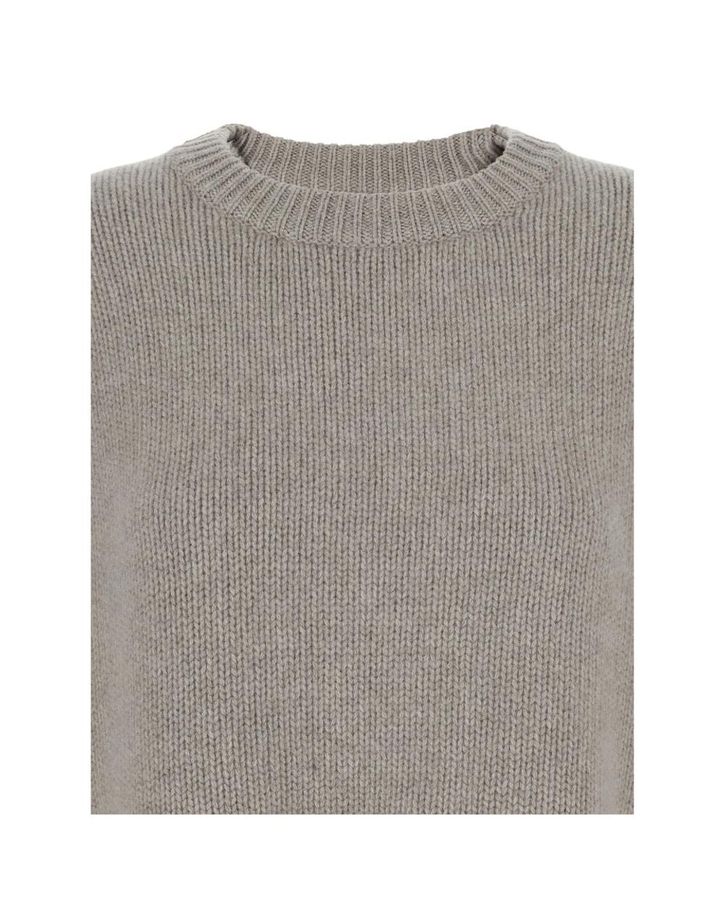 Soft Goat Gray Long-Sleeved Knitwear