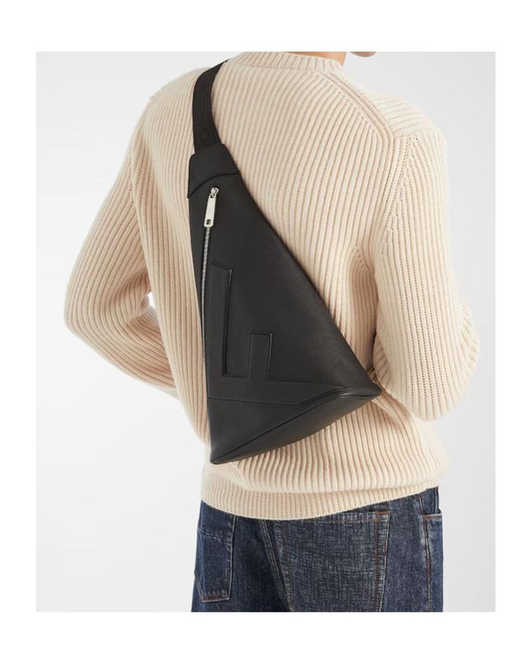 Fendi Black フェンディ ローマ フェンディ コノ ラージ ワンショルダー バックパック for men