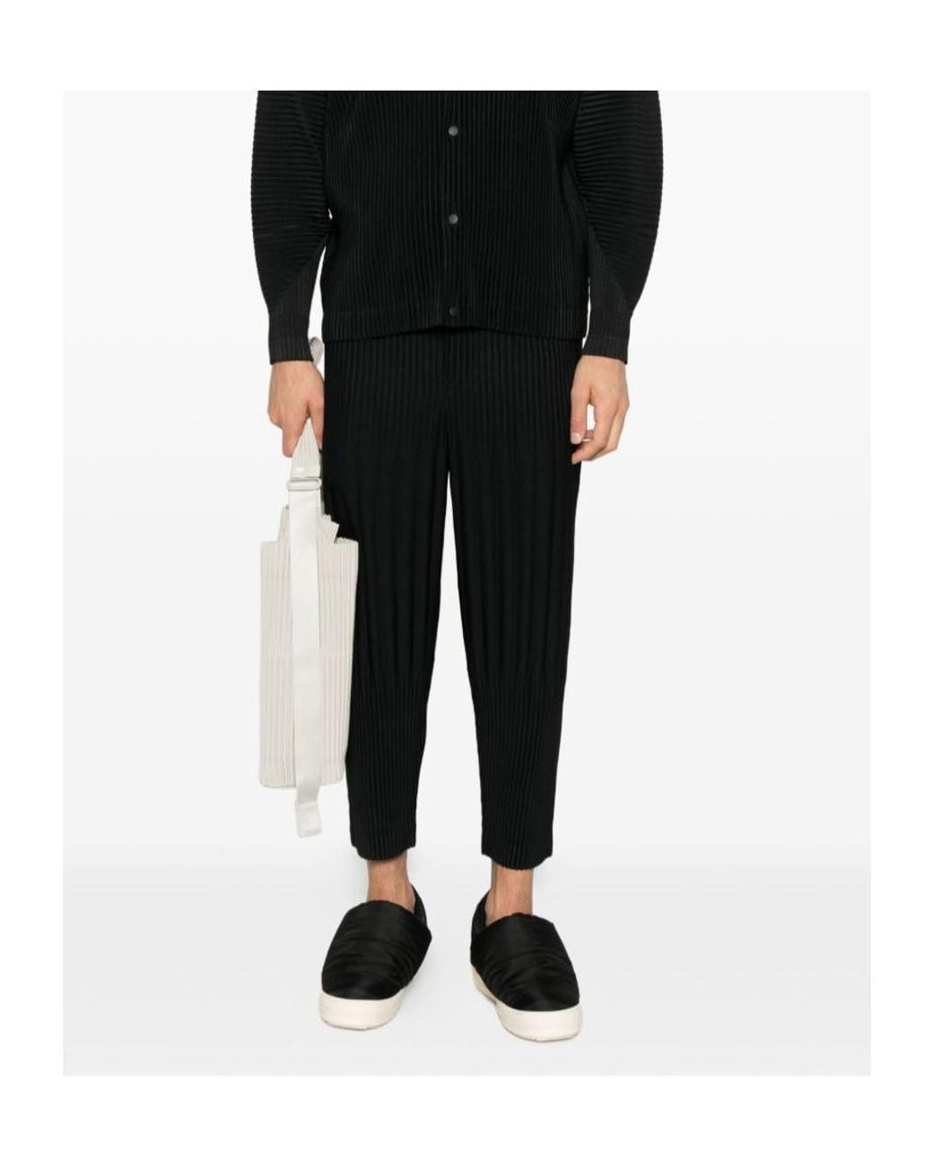 Homme Plissé Issey Miyake Black Homme Plissé Issey Miyake Pleated Cropped Trousers for men