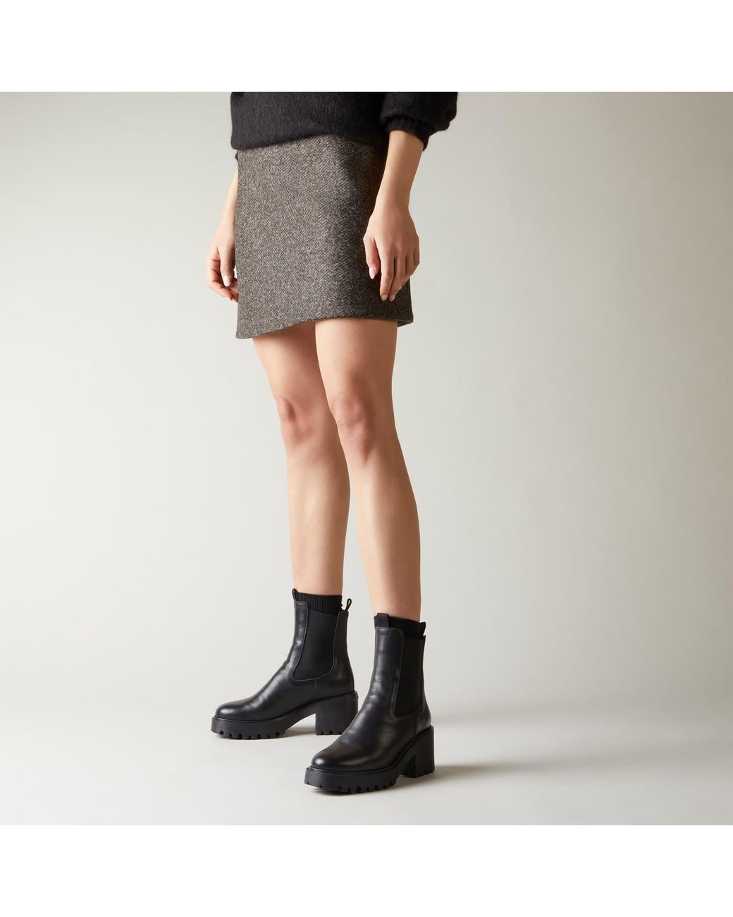 Hogan Black Round-Toe Slip-On Ankle Boots
