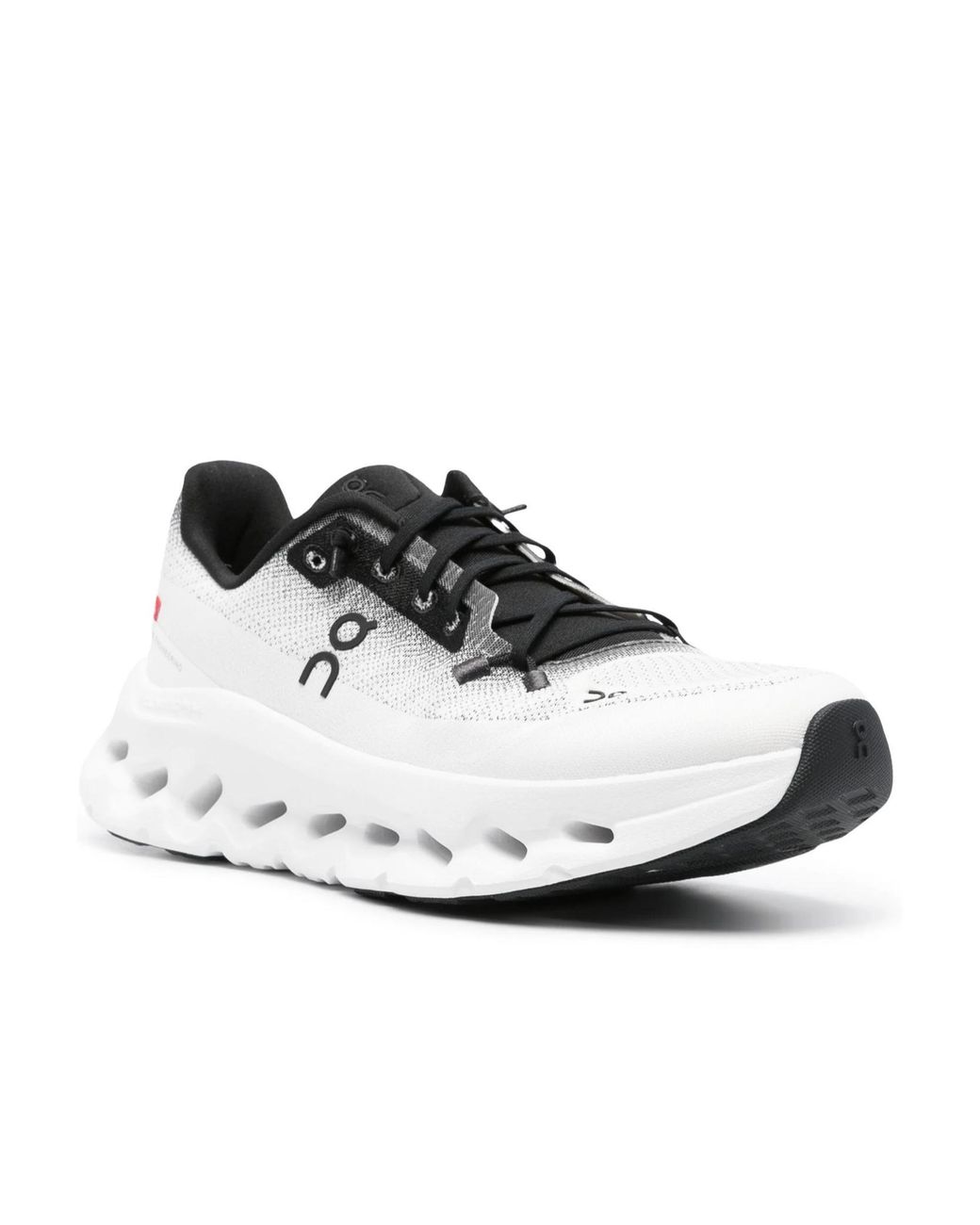 On Shoes White Cloudtilt Chunky Low-Top Sneakers