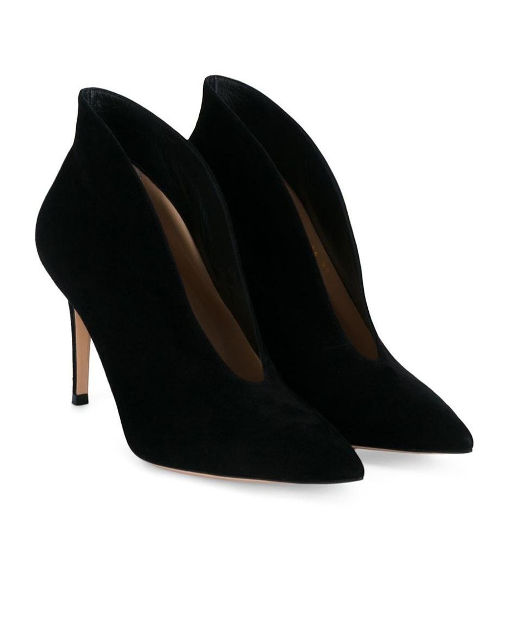 Gianvito Rossi Black Pumps