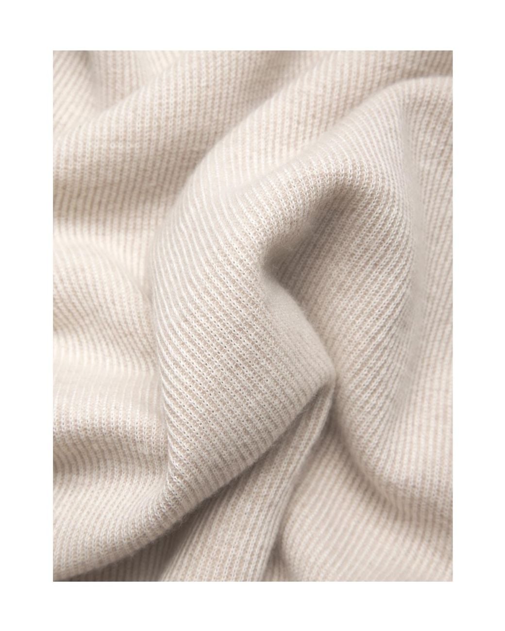 Brioni White Turtleneck Knitted Jumper for men
