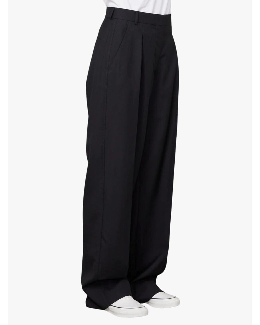 Officine Generale Pleated Trousers in Black | Lyst