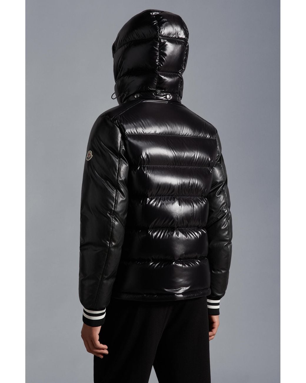 Moncler Black Vercors Logo Patch Short Down Jacket for men