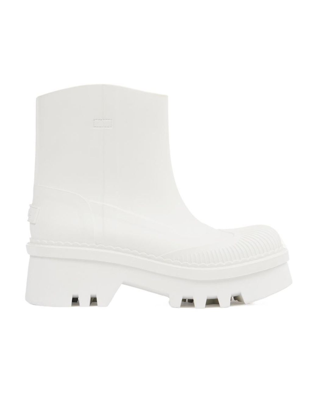 Chloé White Chloé Round Toe Chelsea Boots