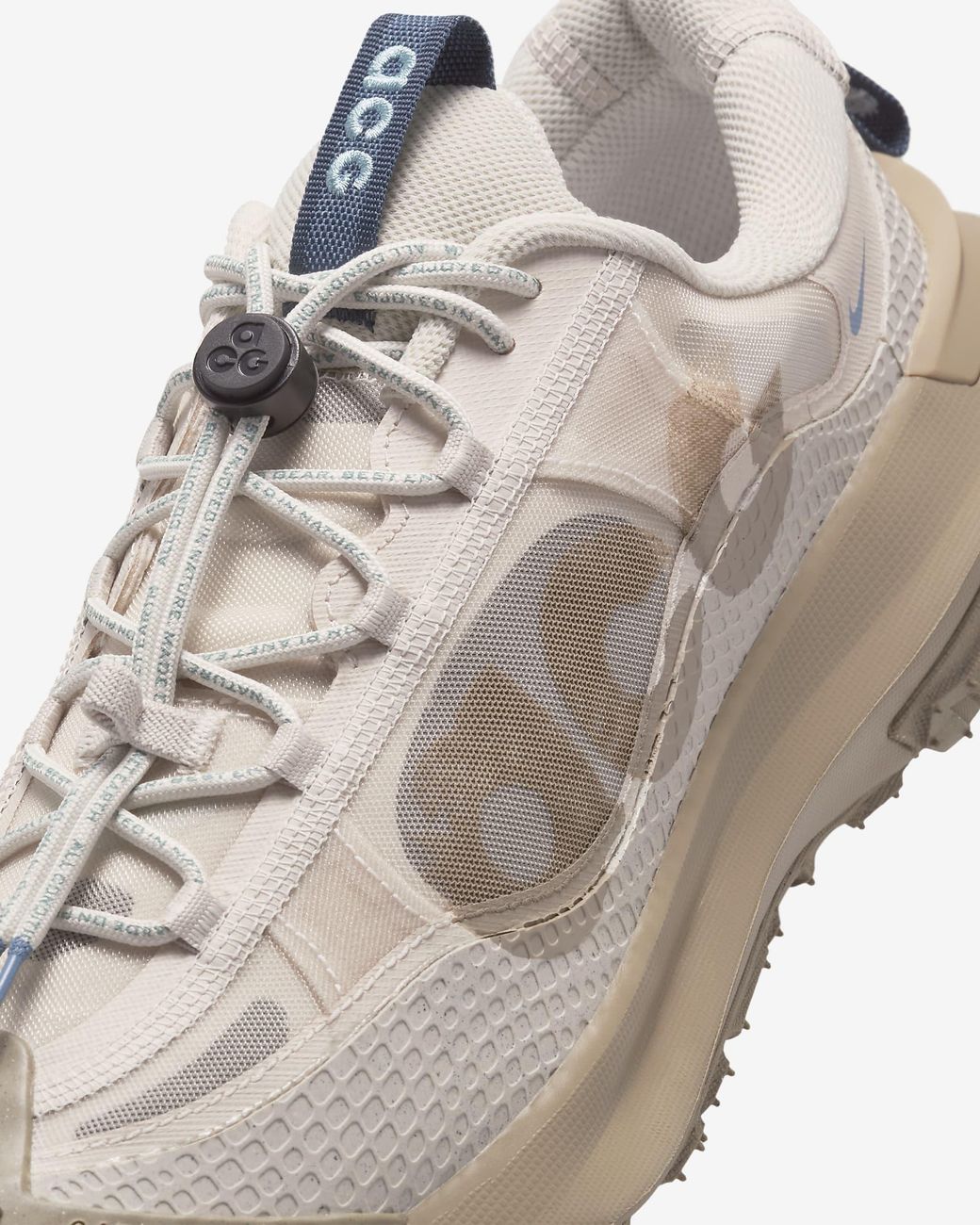 Nike White Acg Mountain Fly 2 Low Top Sneakers for men