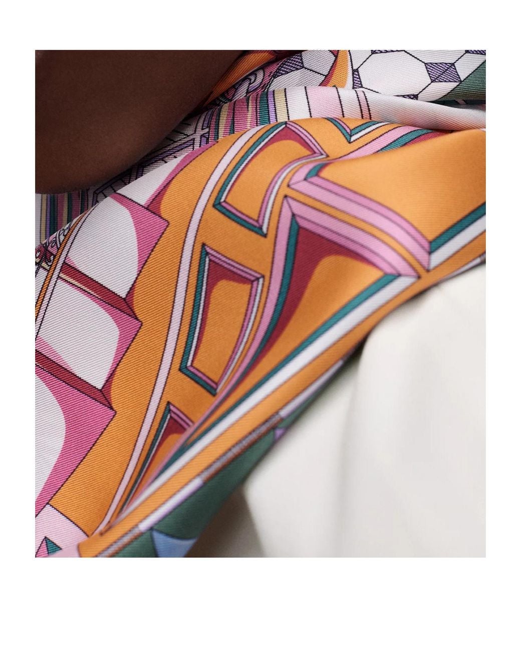 Dior White Inside Avenue90 Square Scarf